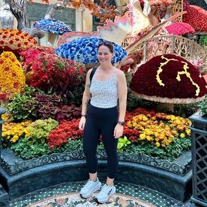 Meet your Posher, Gina